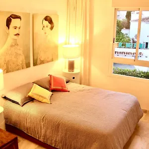 inspiring-apartment-in-carihuela-beach-torremolinos.1costadelsol.com/
