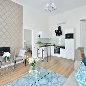  Appartement Julia Superior In The Center. Hongrie