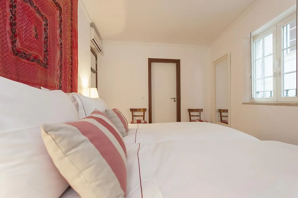 Bairrus Lisbon Apartments - Alfama II